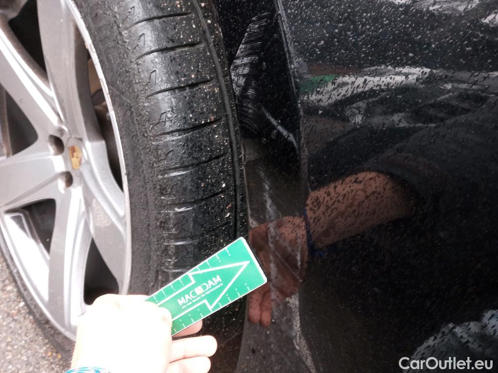  Porsche  Macan PORSCHE  / 2018 / 5P / todoterreno  #27