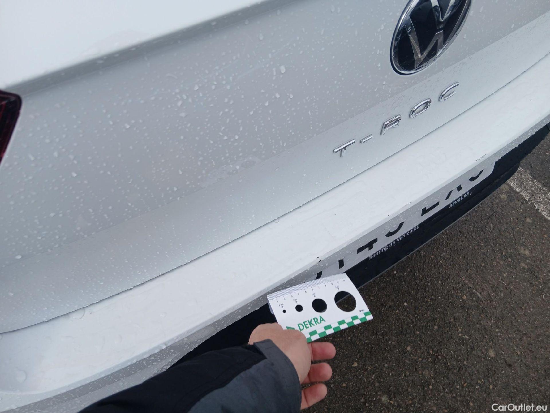  Volkswagen  T-ROC VOLKSWAGEN  / 2017 / 5P / todoterreno Advance Style 2.0 TDI 110kW DSG #11