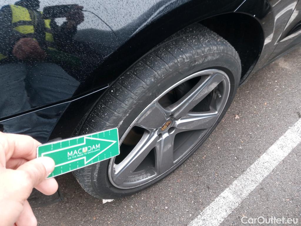  Porsche  Macan PORSCHE  / 2018 / 5P / todoterreno  #4