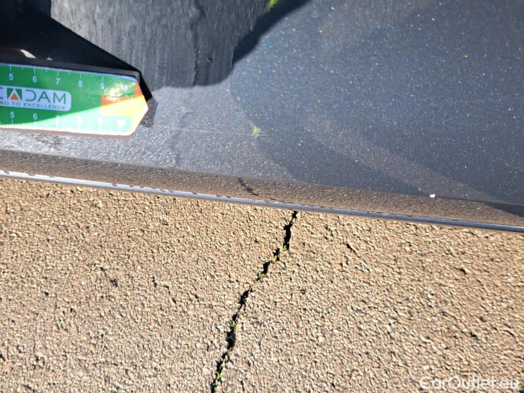  Land Rover  Discovery SEAT Nuevo León / 2020 / 5P / berlina con portón 1.0 TSI 81kW S&S Style Go (AC) #11