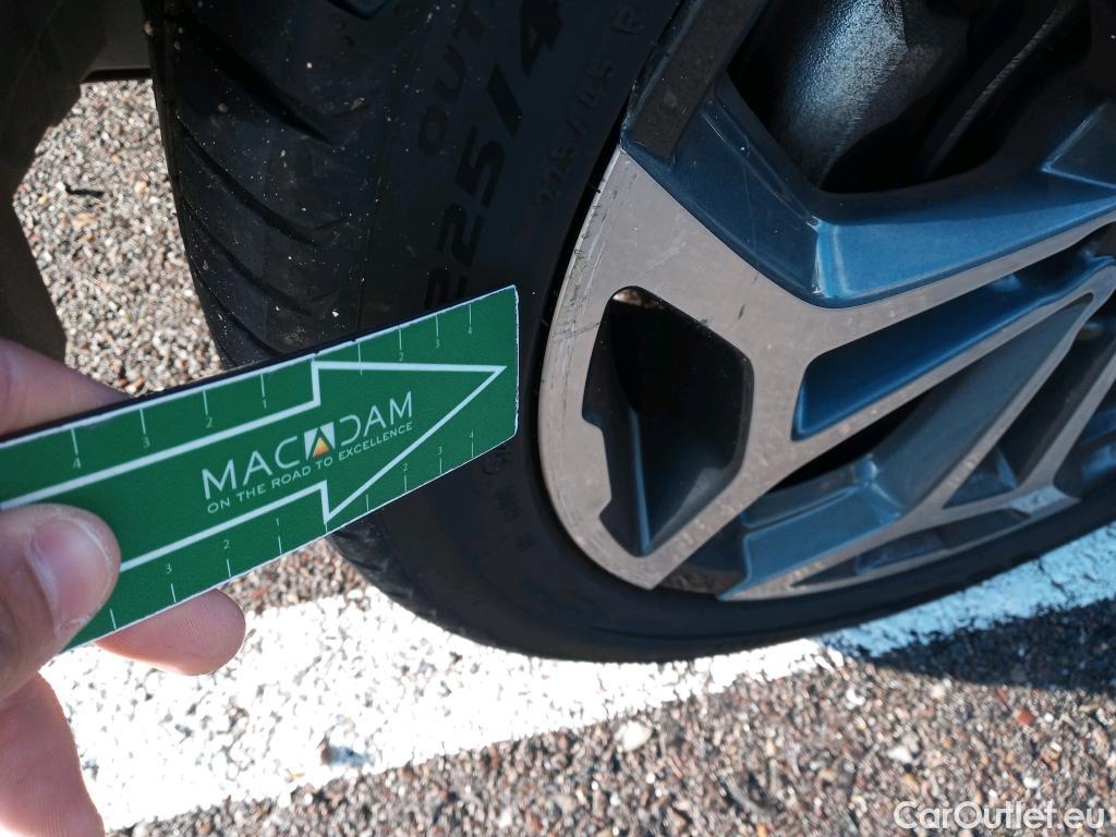  Renault  Kadjar RENAULT  / 2019 / 5P / crossover Zen GPF TCe 103kW (140CV) EDC #5