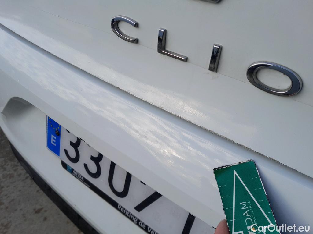  Renault  Clio RENAULT  / 2019 / 5P / berlina con portón Business TCe 74 kW (100CV) GLP #4