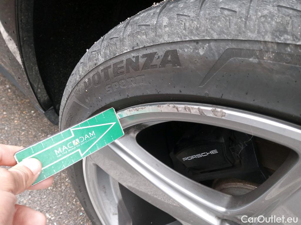  Porsche  Macan PORSCHE  / 2018 / 5P / todoterreno  #7