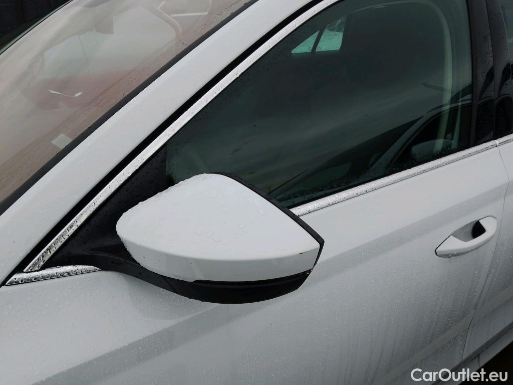  Skoda  Octavia SKODA  / 2020 / 5P / familiar Combi 1.5 TSI 96kW DSG G-TEC Ambition #13