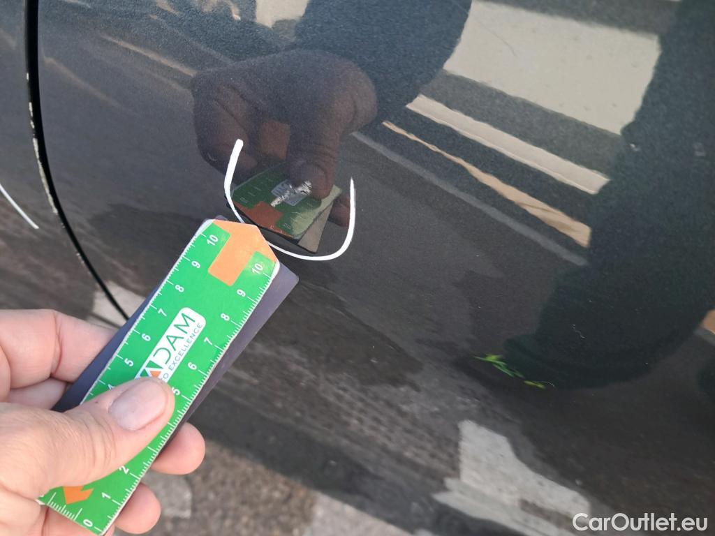  Land Rover  Discovery SEAT Nuevo León / 2020 / 5P / berlina con portón 1.0 TSI 81kW S&S Style Go (AC) #39