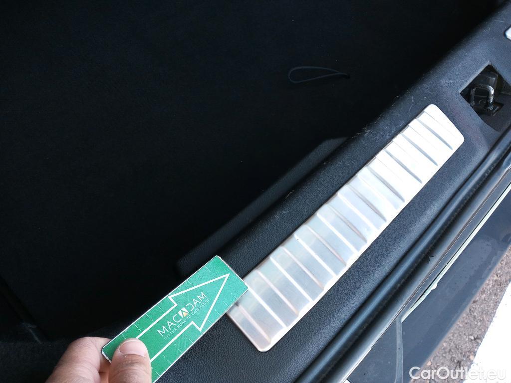  Renault  Kadjar RENAULT  / 2019 / 5P / crossover Zen GPF TCe 103kW (140CV) EDC #18