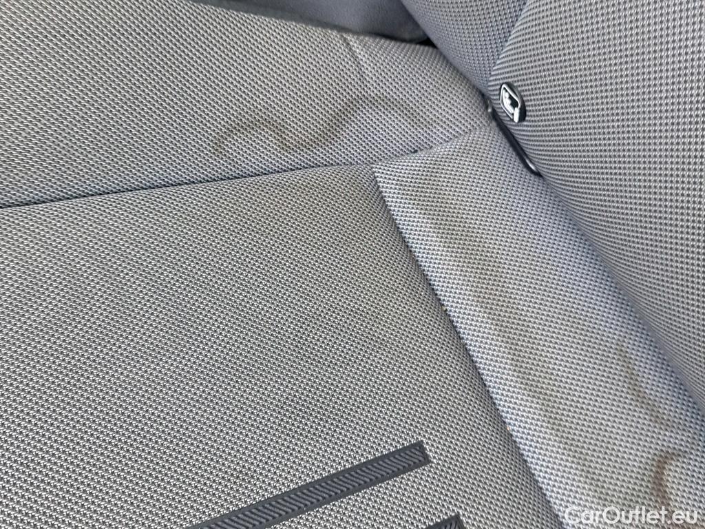  Land Rover  Discovery SEAT Nuevo León / 2020 / 5P / berlina con portón 1.0 TSI 81kW S&S Style Go (AC) #23