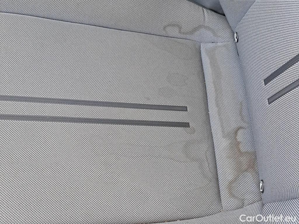  Land Rover  Discovery SEAT Nuevo León / 2020 / 5P / berlina con portón 1.0 TSI 81kW S&S Style Go (AC) #21