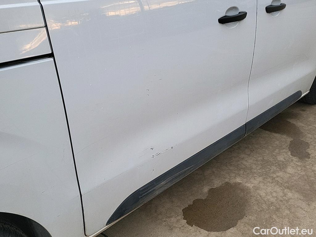  Land Rover  Discovery FIAT Scudo / 2021 / 4P / furgón Furgón L2 120cv MT6 Business #6