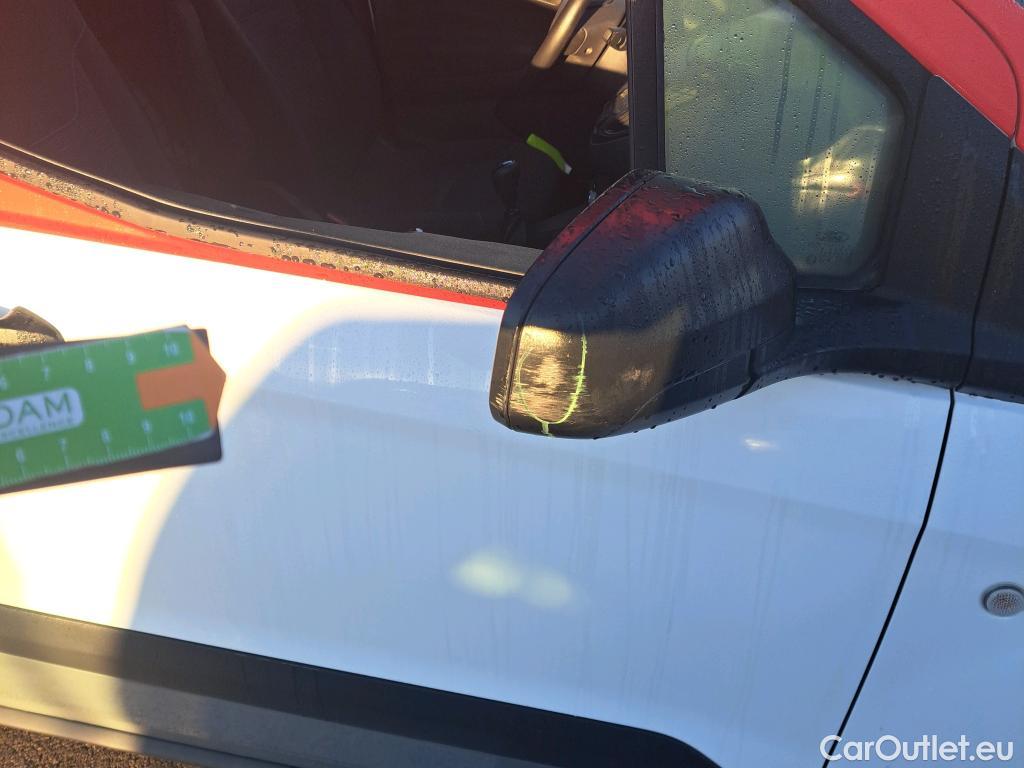  Ford  Transit FORD  Courier/2014/4P/furgón der.turis Van 1.5 TDCi 56kW Trend #46