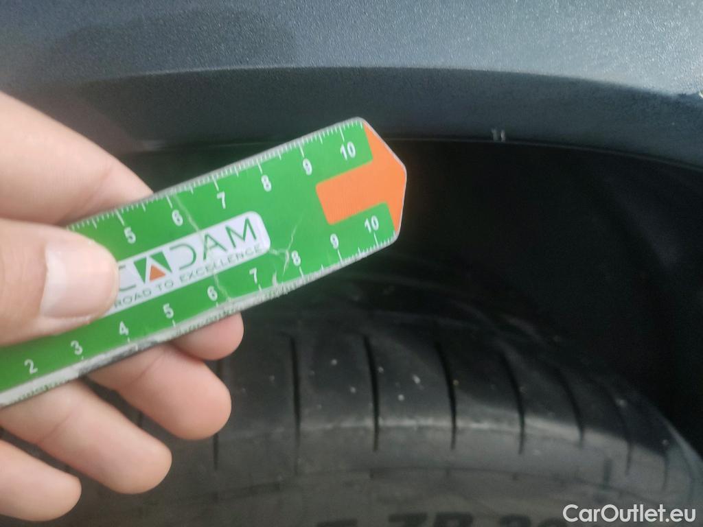  Volvo  XC90 VOLVO  / 2019 / 5P / todoterreno 2.0 T8 AWD Recharge Inscription Auto #18