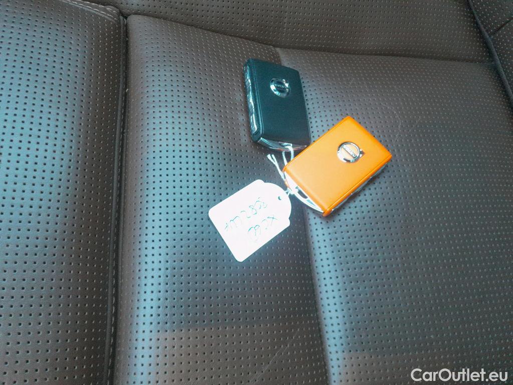  Volvo  XC60 VOLVO  / 2017 / 5P / todoterreno 2.0 T6 AWD Recharge Inscription Auto #22