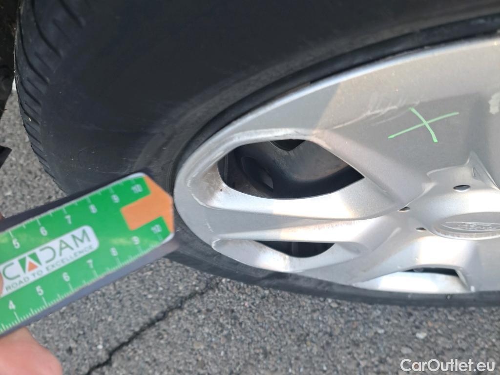  Ford  Transit FORD  Courier/2014/4P/furgón der.turis Van 1.5 TDCi 56kW Trend #37