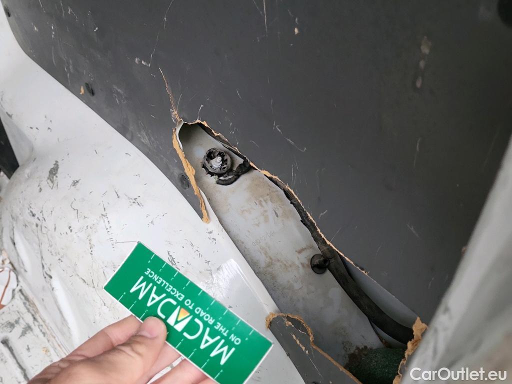  Land Rover  Discovery FIAT Scudo / 2021 / 4P / furgón Furgón L2 120cv MT6 Business #27