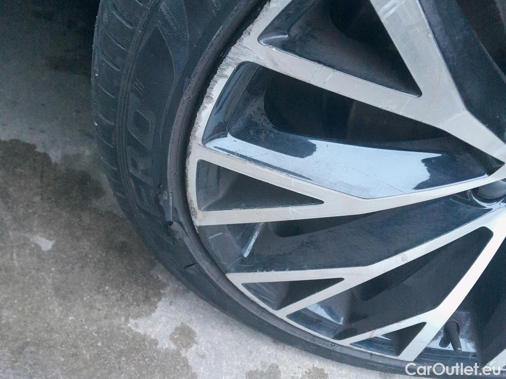  Volvo  XC60 VOLVO  / 2017 / 5P / todoterreno 2.0 T6 AWD Recharge Inscription Auto #5