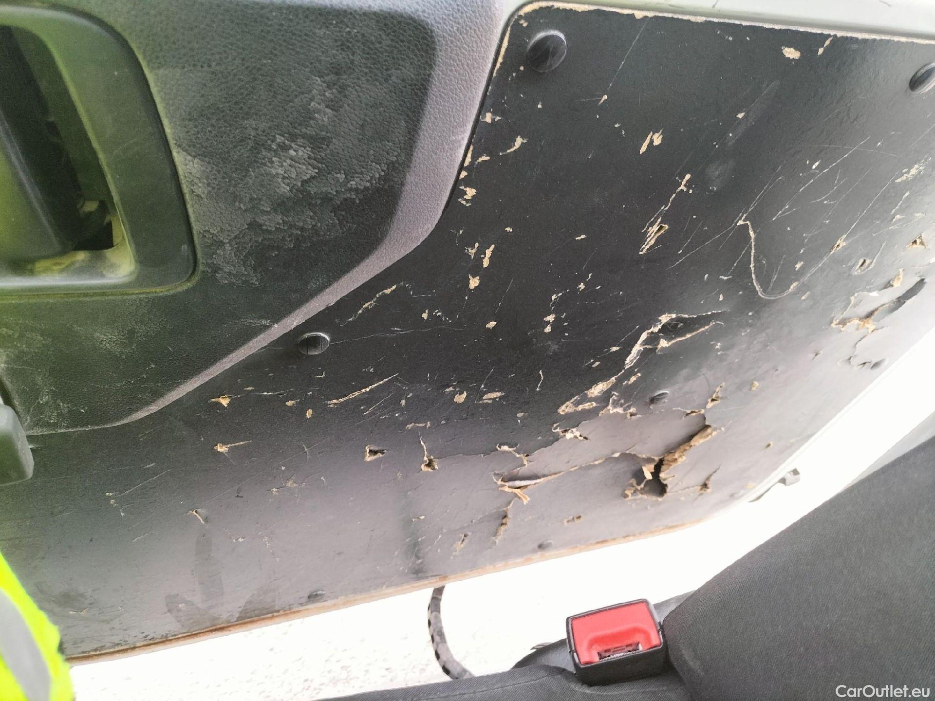  Opel  Vivaro OPEL  / 2019 / 4P / furgón 1.5 D 88kW (120CV) M Std Express M.P. DC #62