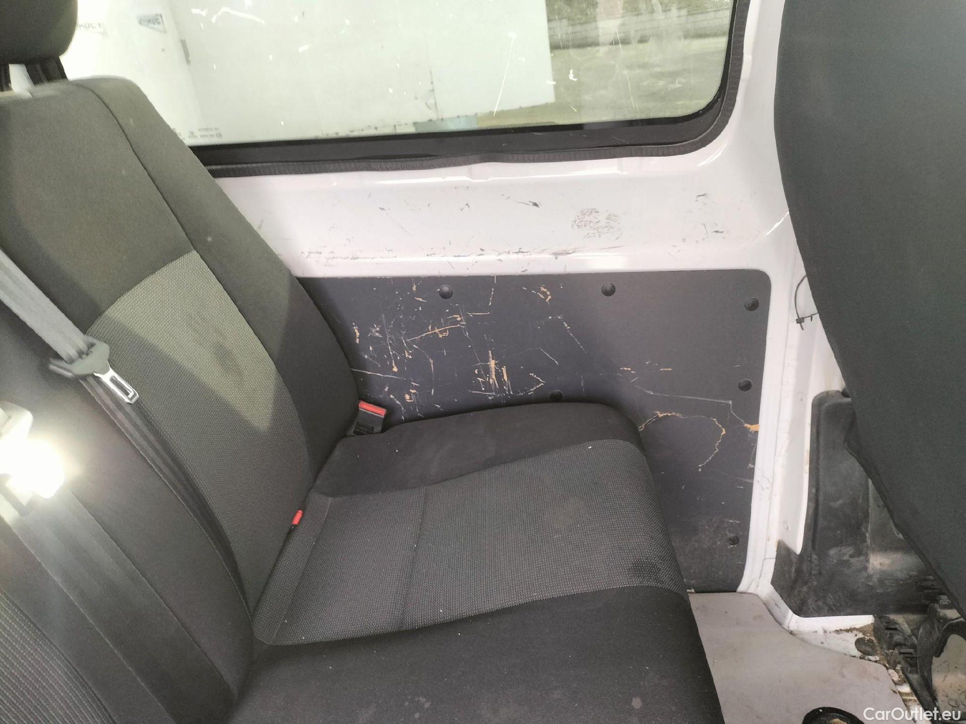  Opel  Vivaro OPEL  / 2019 / 4P / furgón 1.5 D 88kW (120CV) M Std Express M.P. DC #59