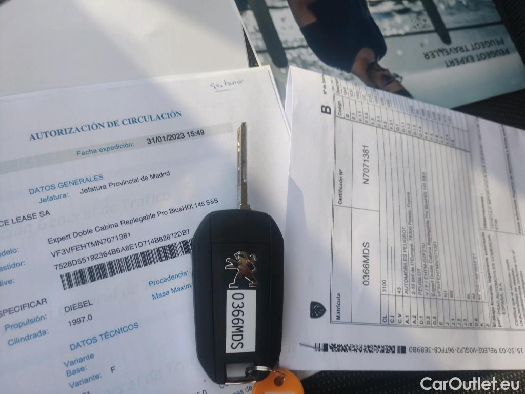  Peugeot  Expert PEUGEOT  / 2016 / 4P / furgón Doble Cab Repl 2.0 Pro BlueHDi 145 Long #2