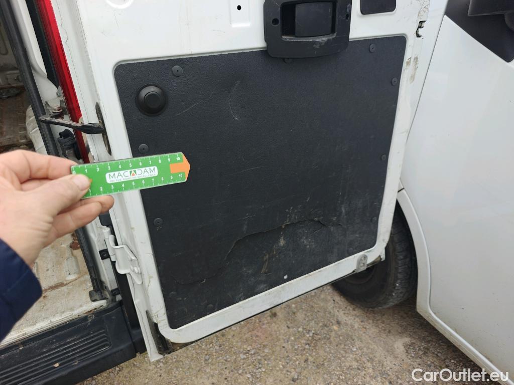  Peugeot  Boxer PEUGEOT  / 2014 / 4P / furgón 335 L2 H2 BHDI 103kW (140CV) S&S 6 V. M #34