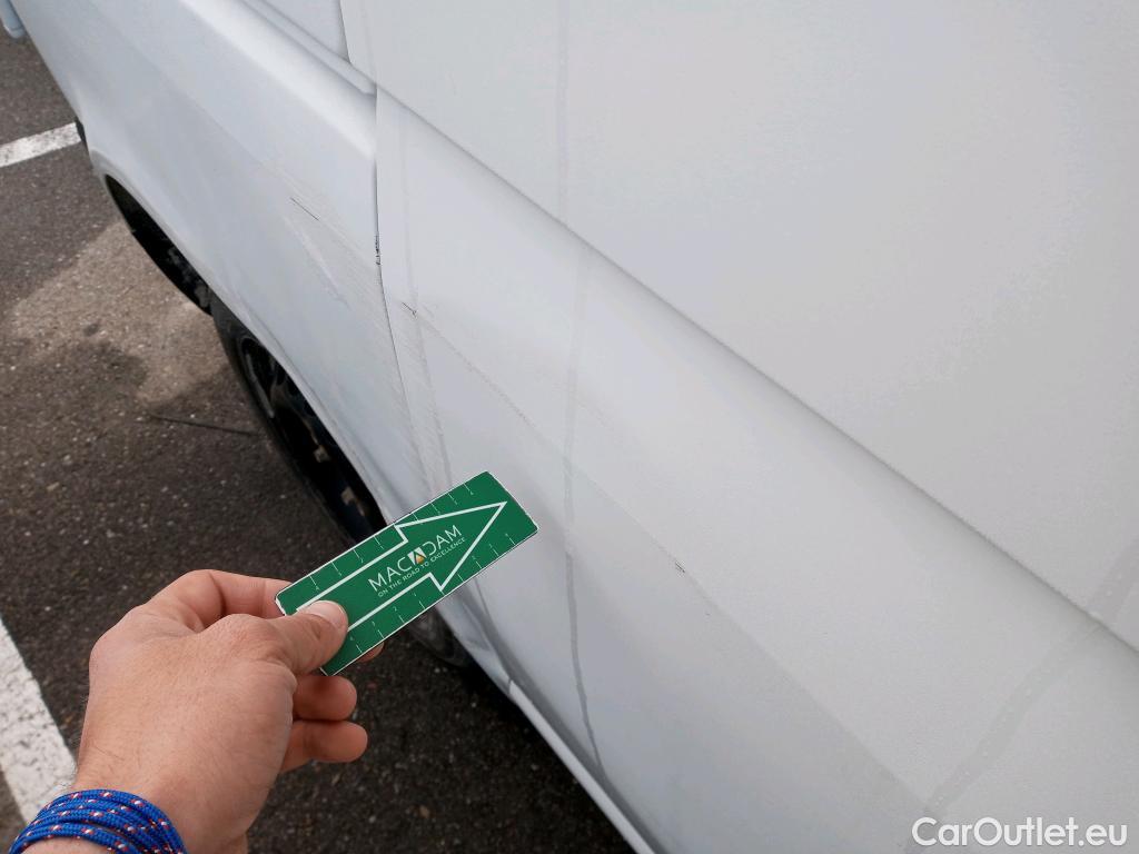  Land Rover  Discovery VOLKSWAGEN Transporter / 2020 / 4P / furgón Furgón Corto TN 2.0 TDI 110kW 4MO #13