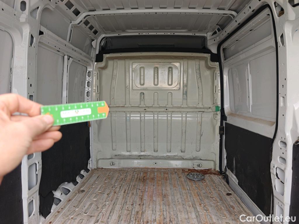  Peugeot  Boxer PEUGEOT  / 2014 / 4P / furgón 335 L2 H2 BHDI 103kW (140CV) S&S 6 V. M #37