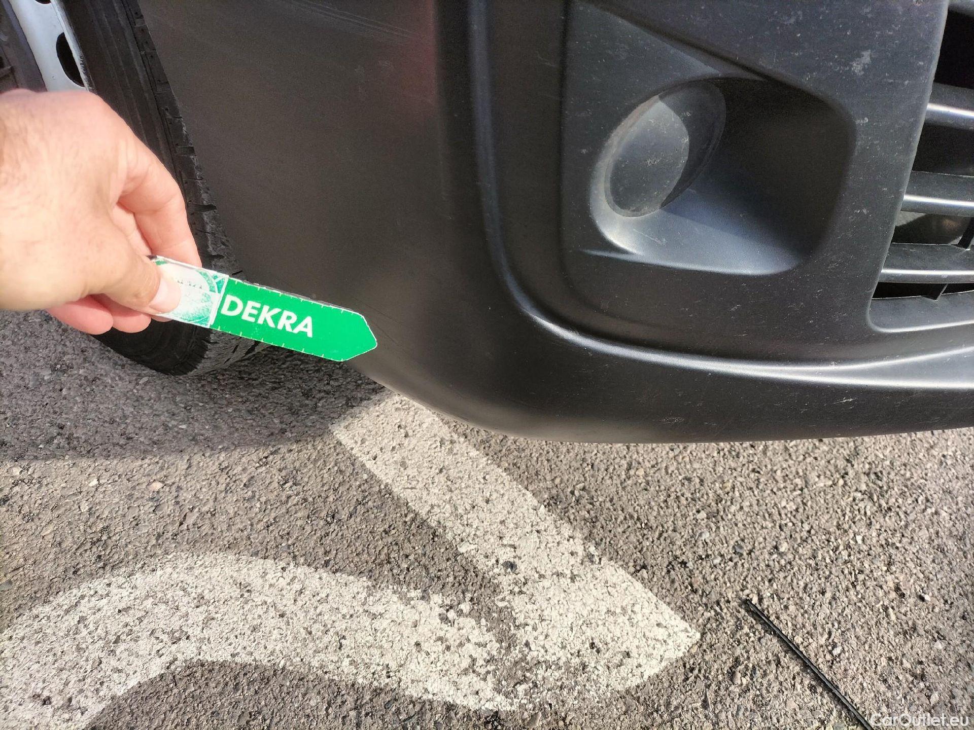  Opel  Vivaro OPEL  / 2019 / 4P / furgón 1.5 D 88kW (120CV) M Std Express M.P. DC #3