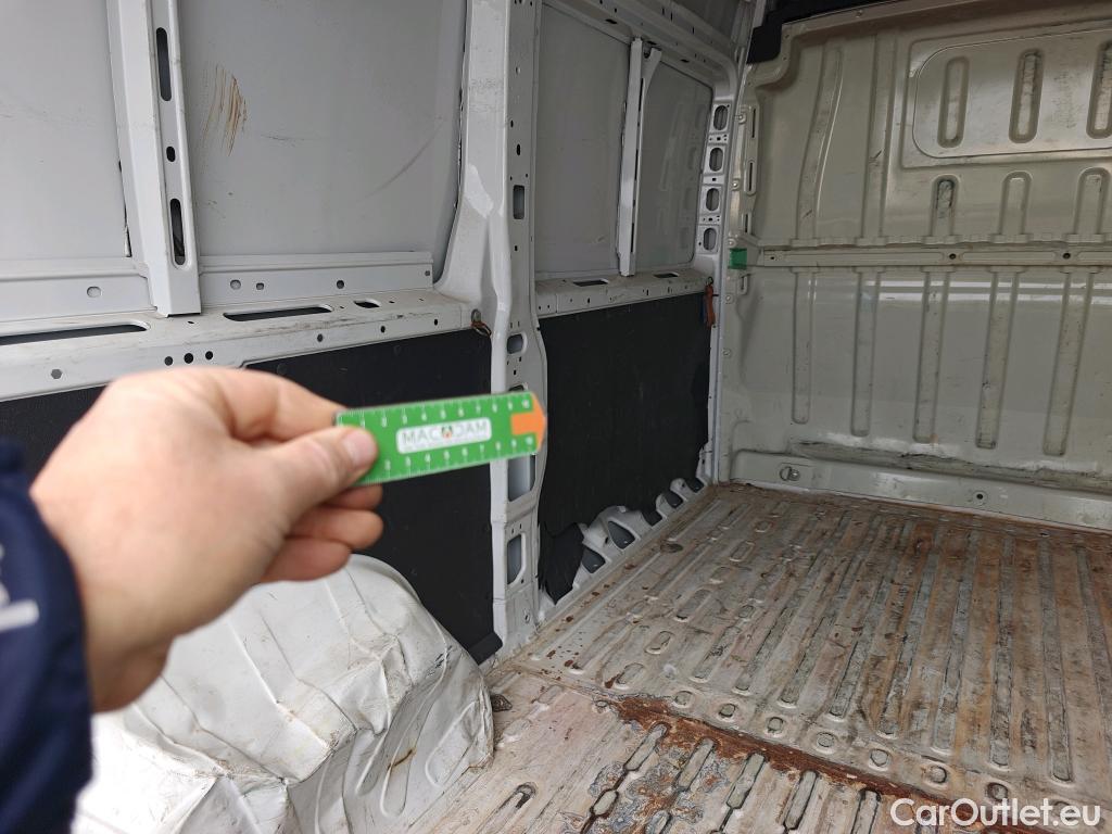  Peugeot  Boxer PEUGEOT  / 2014 / 4P / furgón 335 L2 H2 BHDI 103kW (140CV) S&S 6 V. M #17