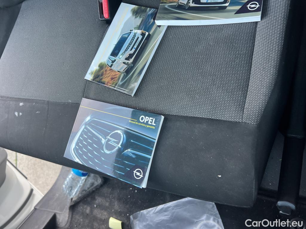  Opel  Vivaro OPEL  / 2019 / 4P / combi 1.5 Diésel 88kW (120CV) L Std Express #38