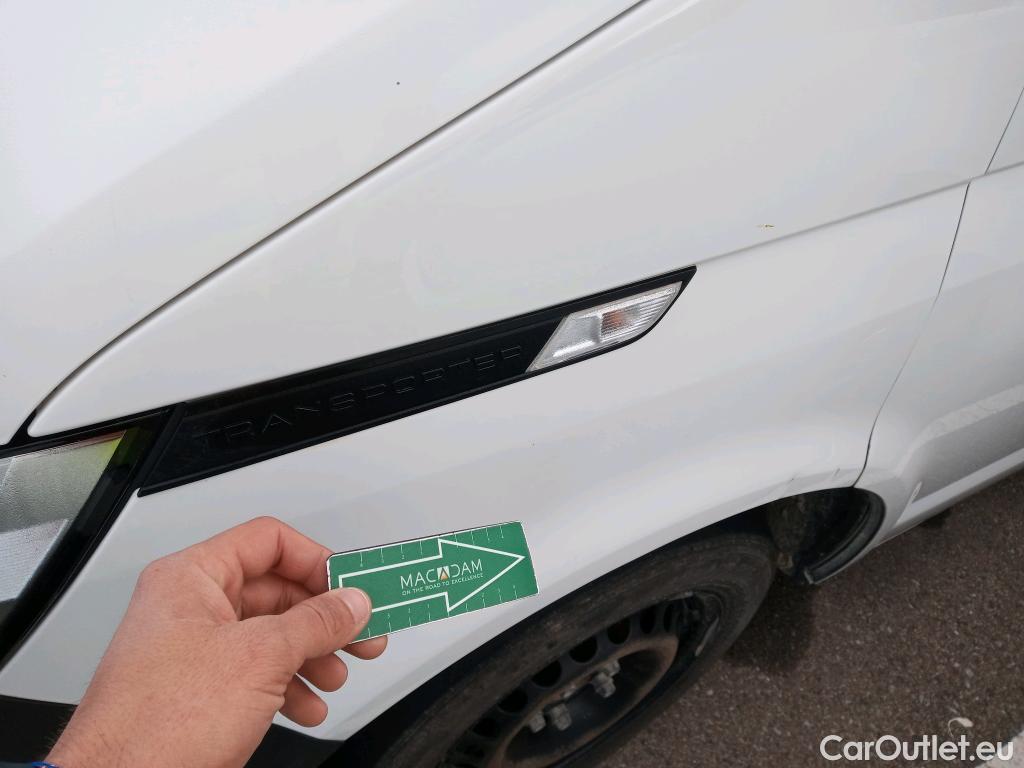  Land Rover  Discovery VOLKSWAGEN Transporter / 2020 / 4P / furgón Furgón Corto TN 2.0 TDI 110kW 4MO #57