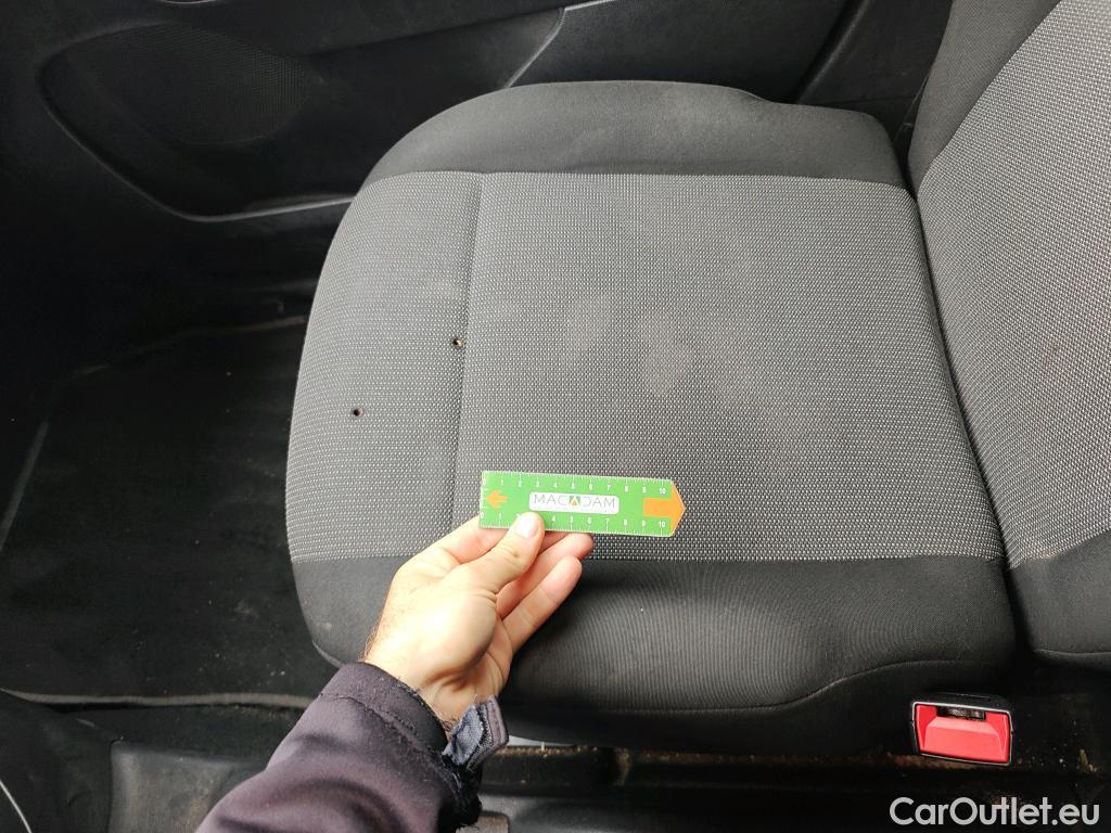  Opel  Combo OPEL  / 2018 / 3P / furgón derivado de turismo Cargo L 1000kg Diesel 1.5 100HP S&S MT E (AC) #24