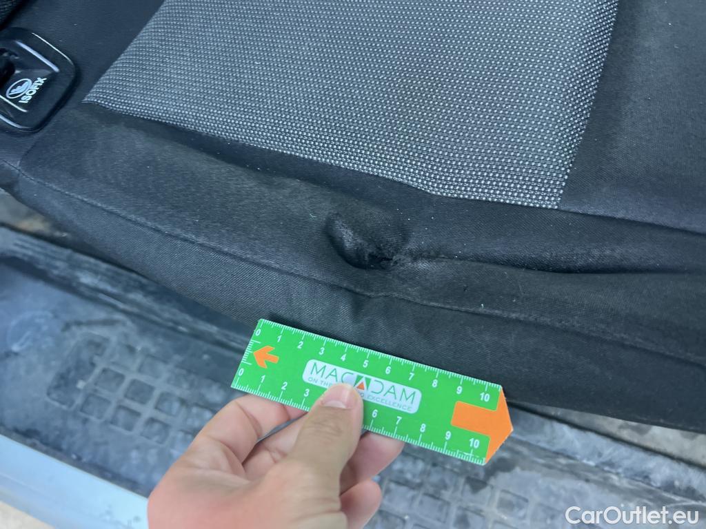  Opel  Vivaro OPEL  / 2019 / 4P / combi 1.5 Diésel 88kW (120CV) L Std Express #20