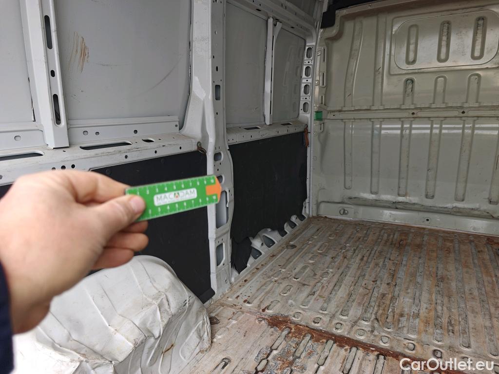  Peugeot  Boxer PEUGEOT  / 2014 / 4P / furgón 335 L2 H2 BHDI 103kW (140CV) S&S 6 V. M #16