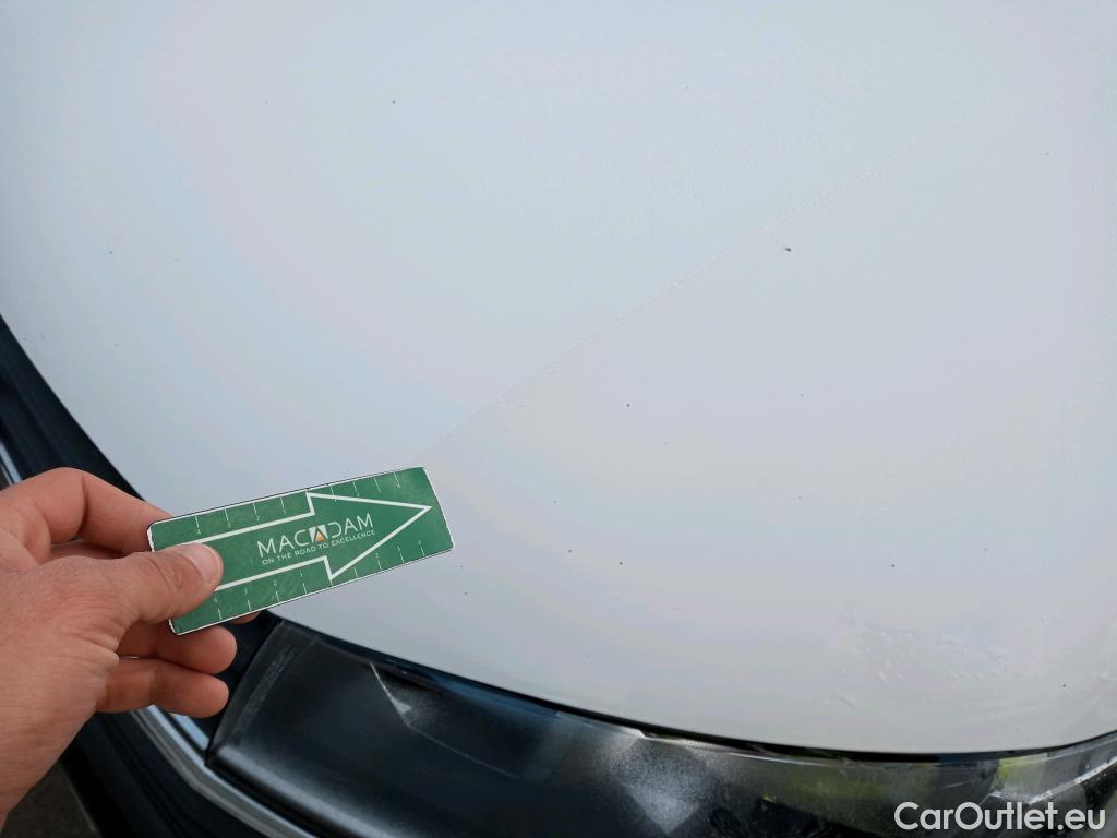  Land Rover  Discovery VOLKSWAGEN Transporter / 2020 / 4P / furgón Furgón Corto TN 2.0 TDI 110kW 4MO #54