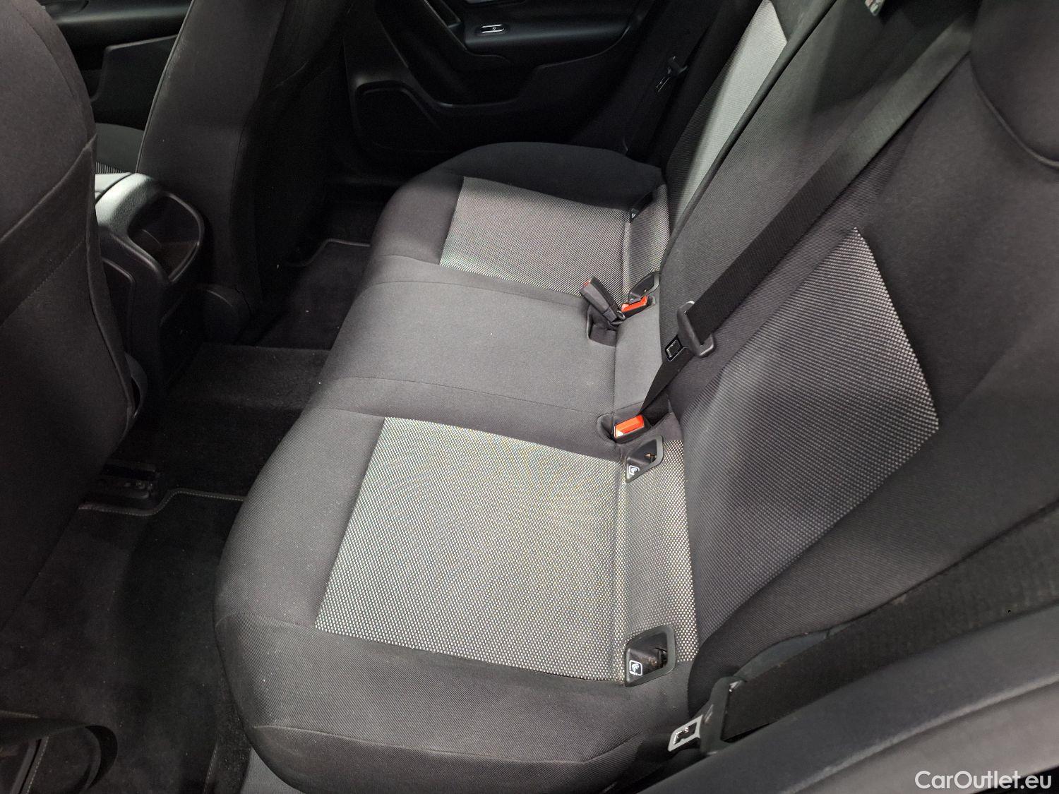  Mercedes  A-Klasse Mercedes, A-Class '18, Mercedes-Benz  A 180 Business Solution Ess #50