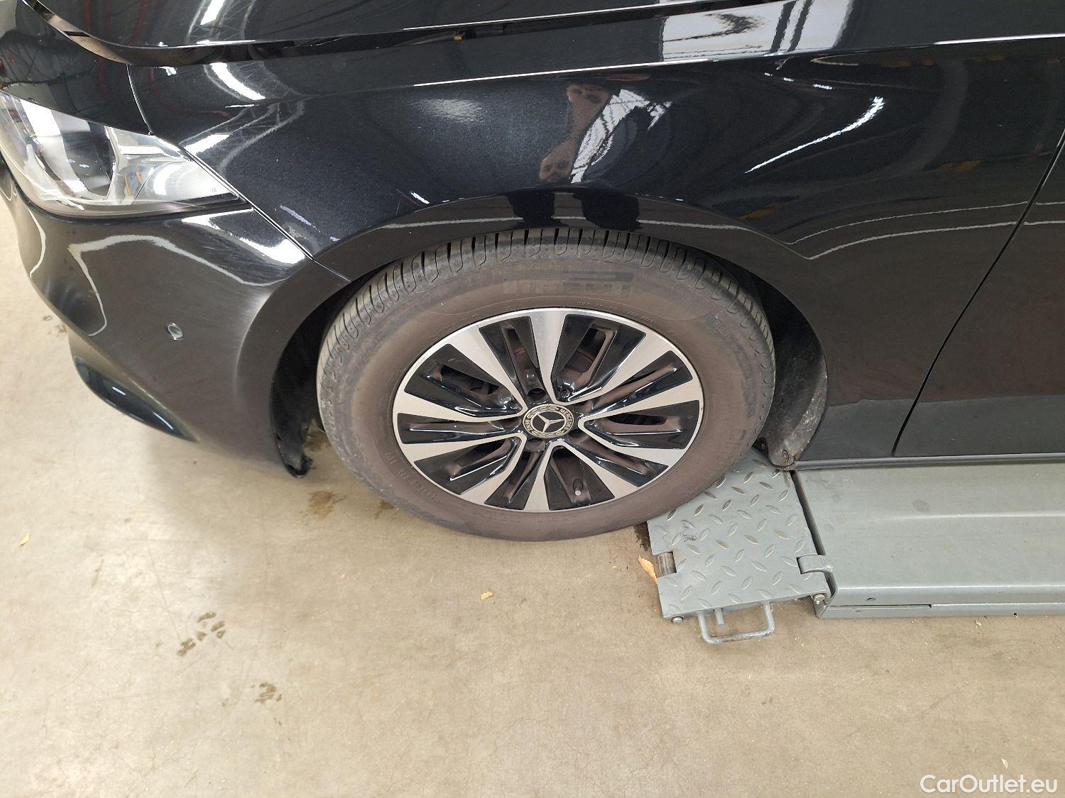  Mercedes  A-Klasse Mercedes, A-Class '18, Mercedes-Benz  A 180 Business Solution Ess #56