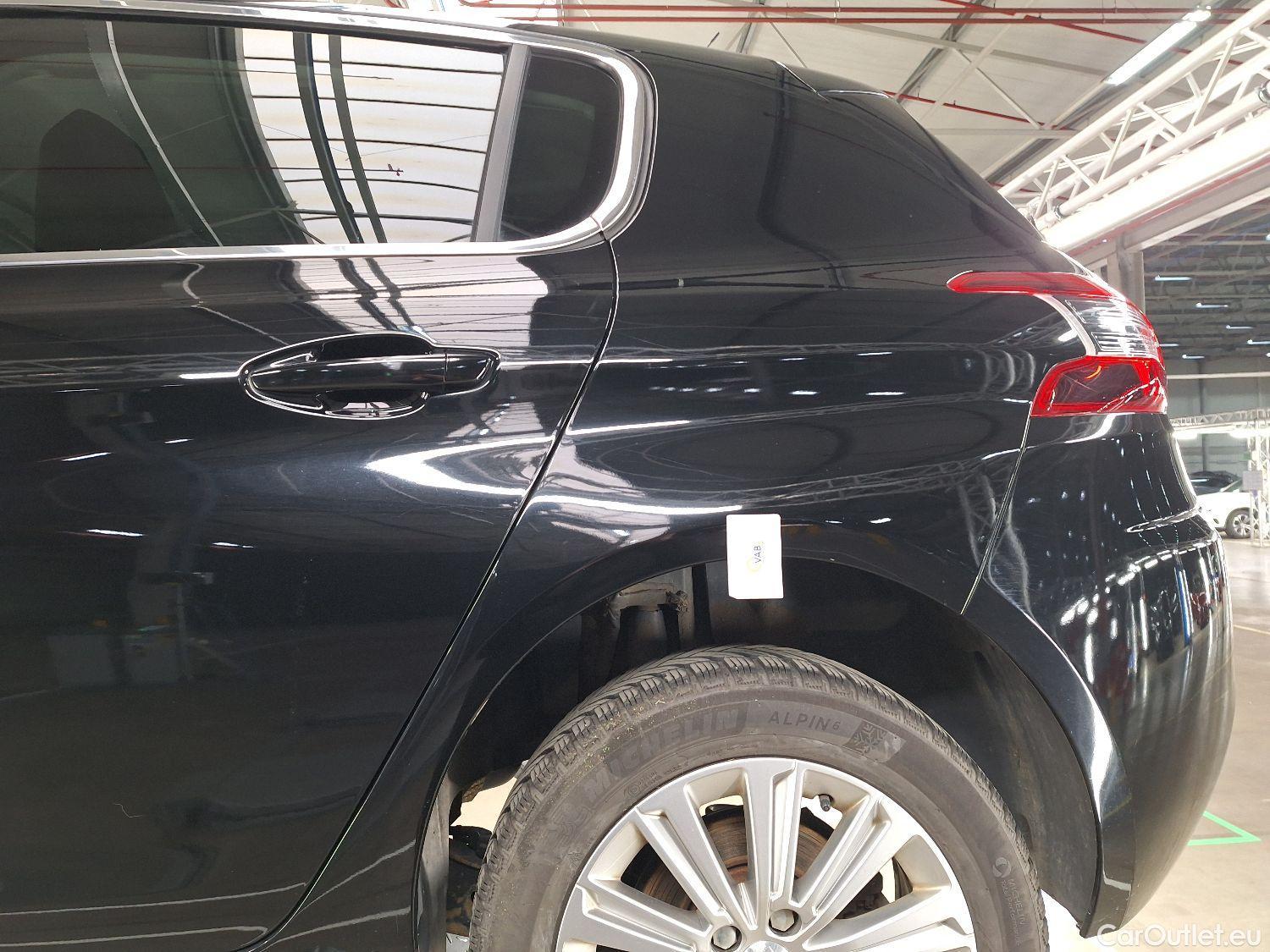  Peugeot  308 Peugeot,  FL'17, Peugeot  1.5 BlueHDi 130 S&S EAT8 Allure Pack 5 #11