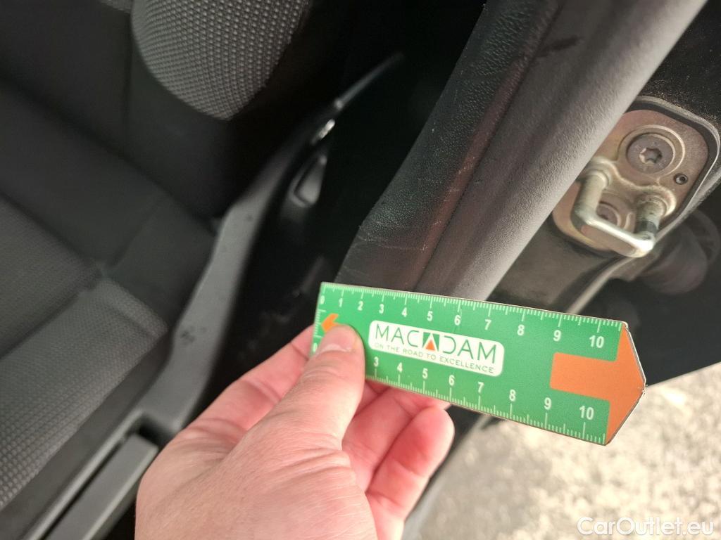  Citroen  C3  Société Feel Nav 1.2 PureTech 80CV BVM5 E6 #4