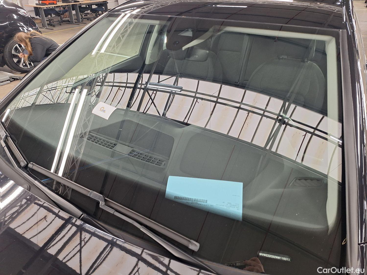  Volkswagen  Golf  VW, VIII '20, Volkswagen VIII 2.0 TDI 85kW Life 5d #57