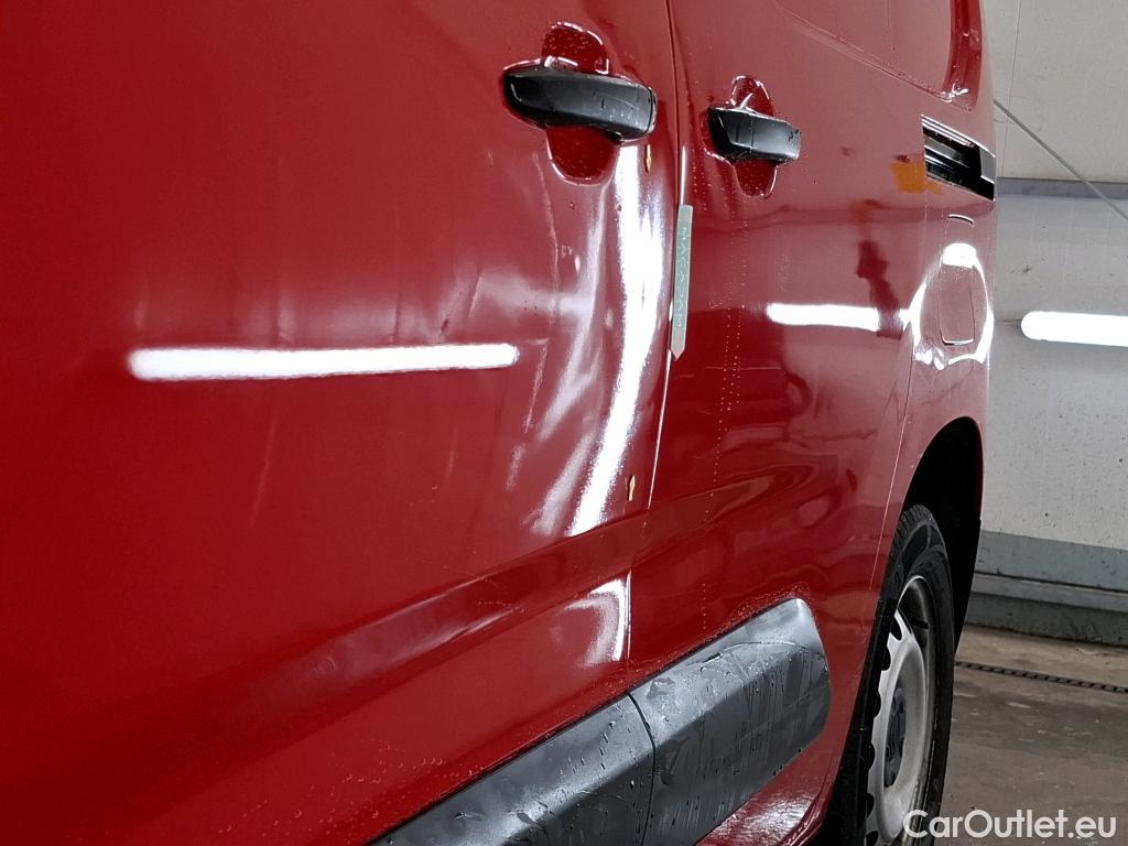  Citroen  Berlingo  Fourgon Driver M 650 1.2 PureTech 130CV BVA8 E6d #22