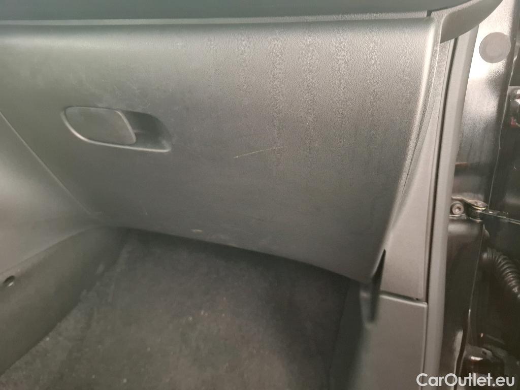  Citroen  C3  Société Feel Nav 1.2 PureTech 80CV BVM5 E6 #1