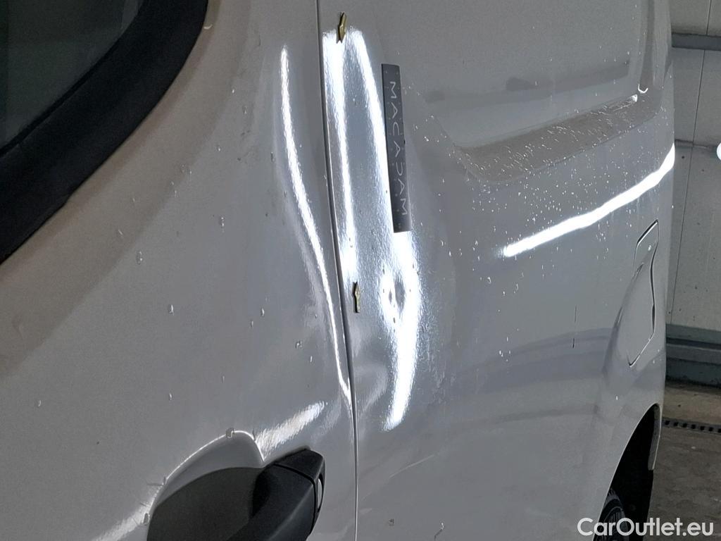  Citroen  Berlingo  Fourgon Club M 650 1.5 BlueHDi 75CV BVM5 E6dT #2