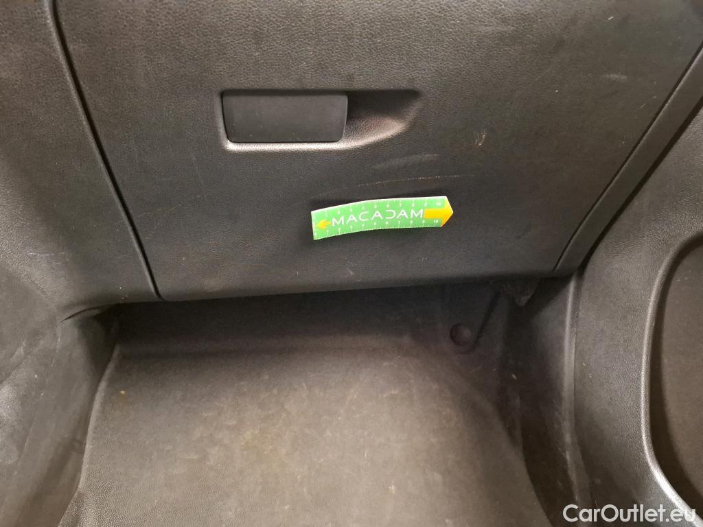  Citroen  Berlingo  Fourgon Club M 650 1.5 BlueHDi 75CV BVM5 E6dT #24