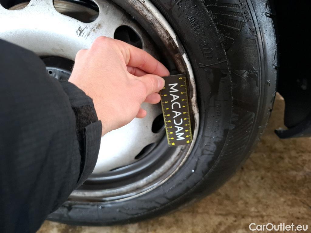  Citroen  Berlingo  Fourgon Club L1 (Court) 1.6 BlueHDi 100CV BVM5 E6 #47