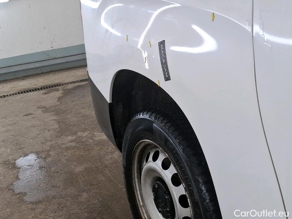  Citroen  Berlingo  Fourgon Driver XL 950 1.5 BlueHDi 100CV BVM5 E6dT #17