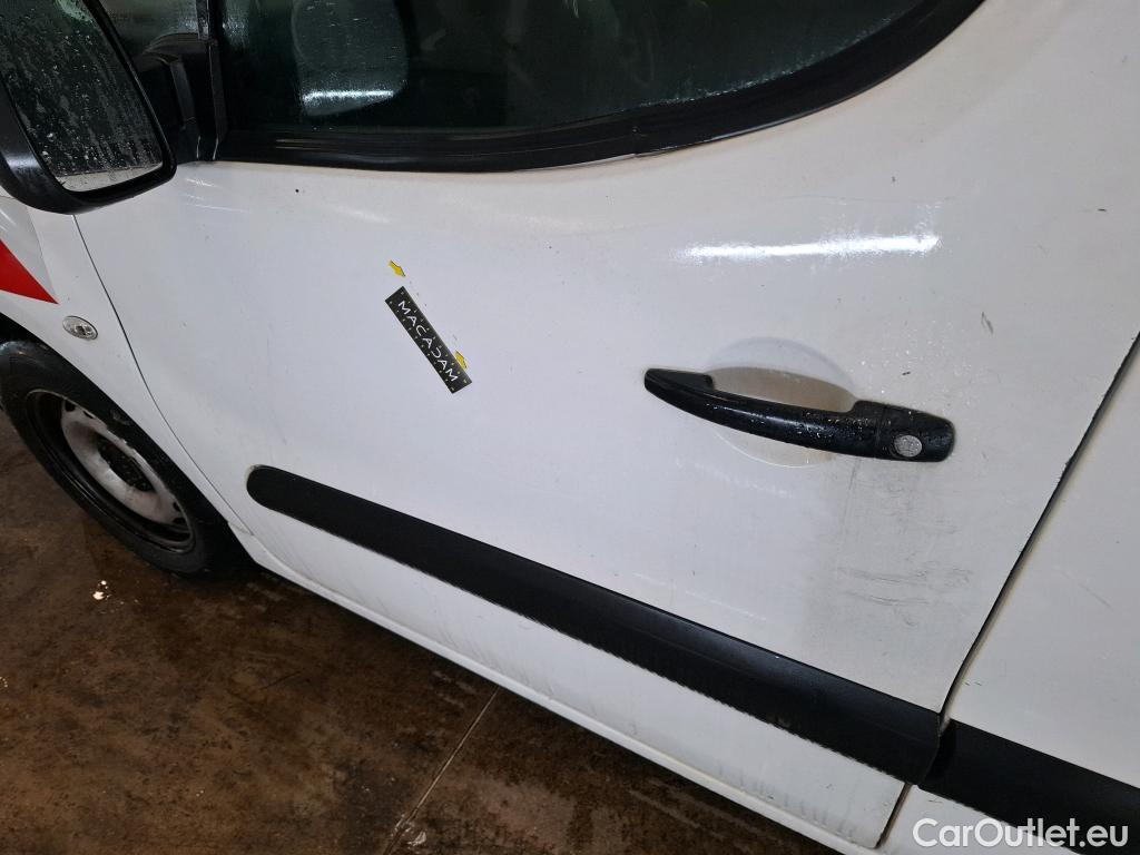  Citroen  Berlingo  Fourgon Club L1 (Court) 1.6 BlueHDi 100CV BVM5 E6 #52