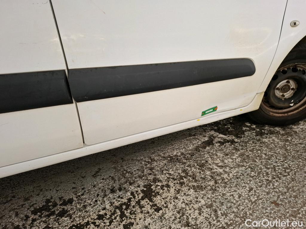  Citroen  Berlingo  Fourgon Confort L1 (Court) 1.6 100CV BVM5 E5 #32