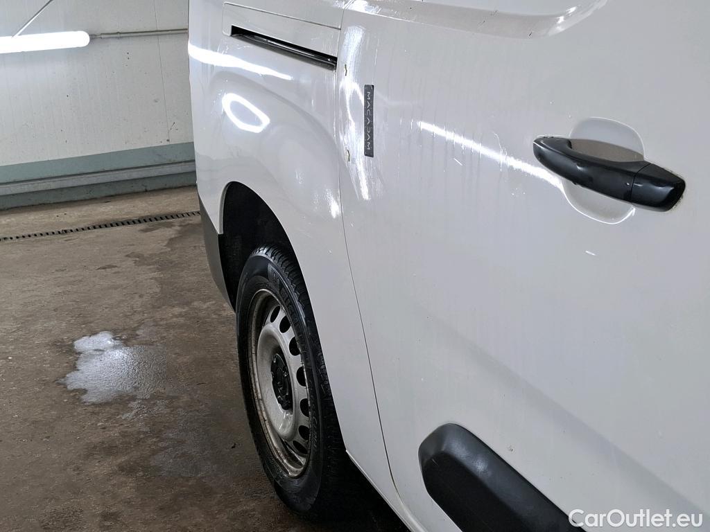  Citroen  Berlingo  Fourgon Driver XL 950 1.5 BlueHDi 100CV BVM5 E6dT #22