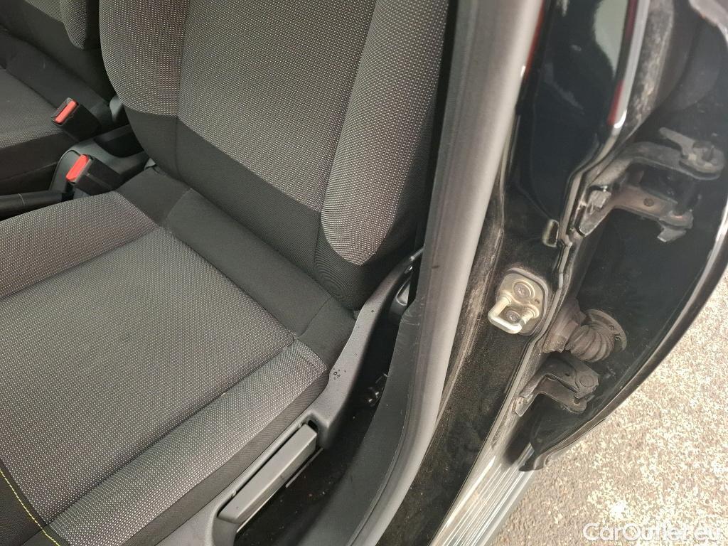  Citroen  C3  Société Feel Nav 1.2 PureTech 80CV BVM5 E6 #3