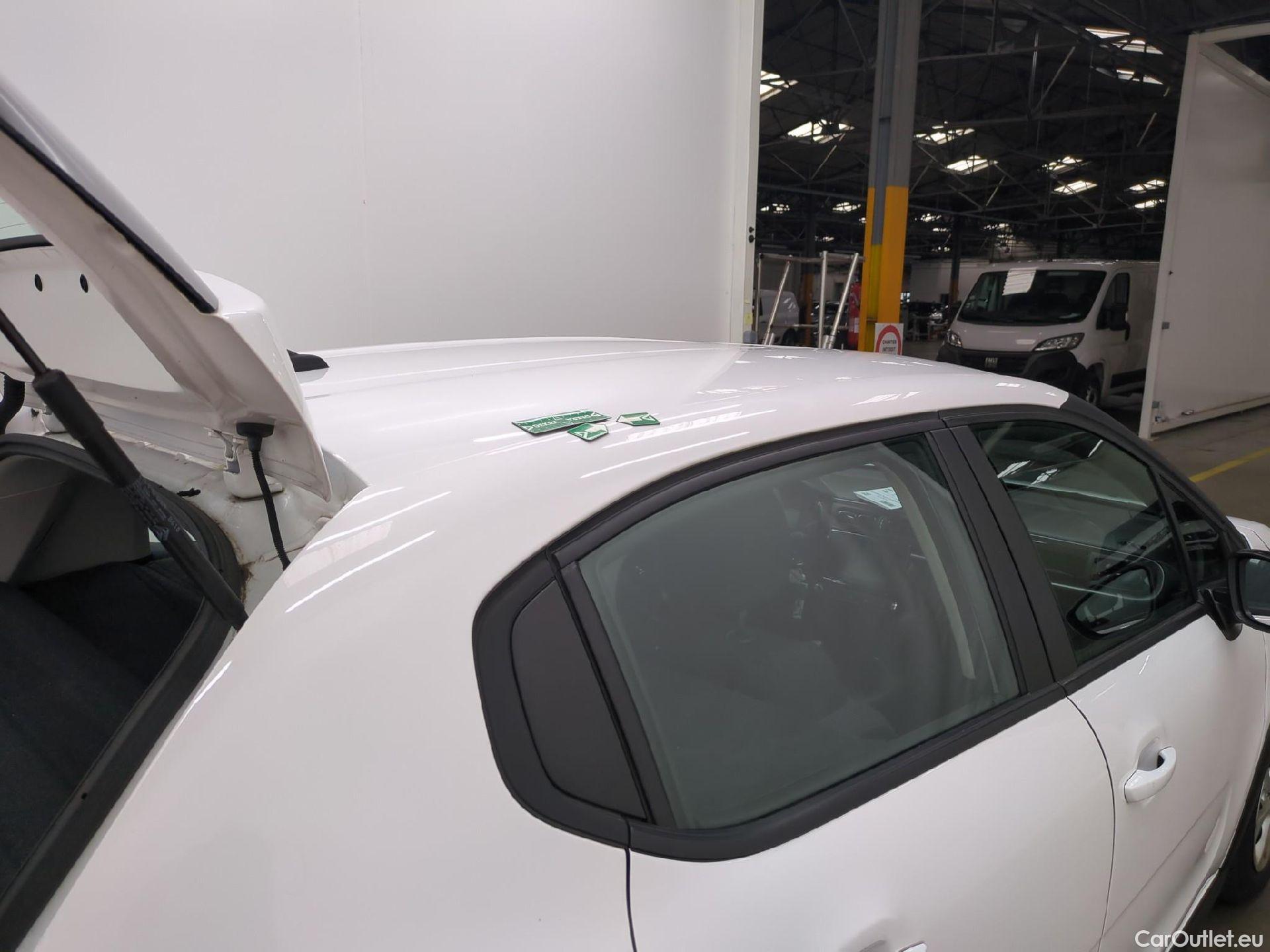  Citroen  C3  Société Feel Nav 1.5 BlueHDI 100CV BVM5 E6dT #20