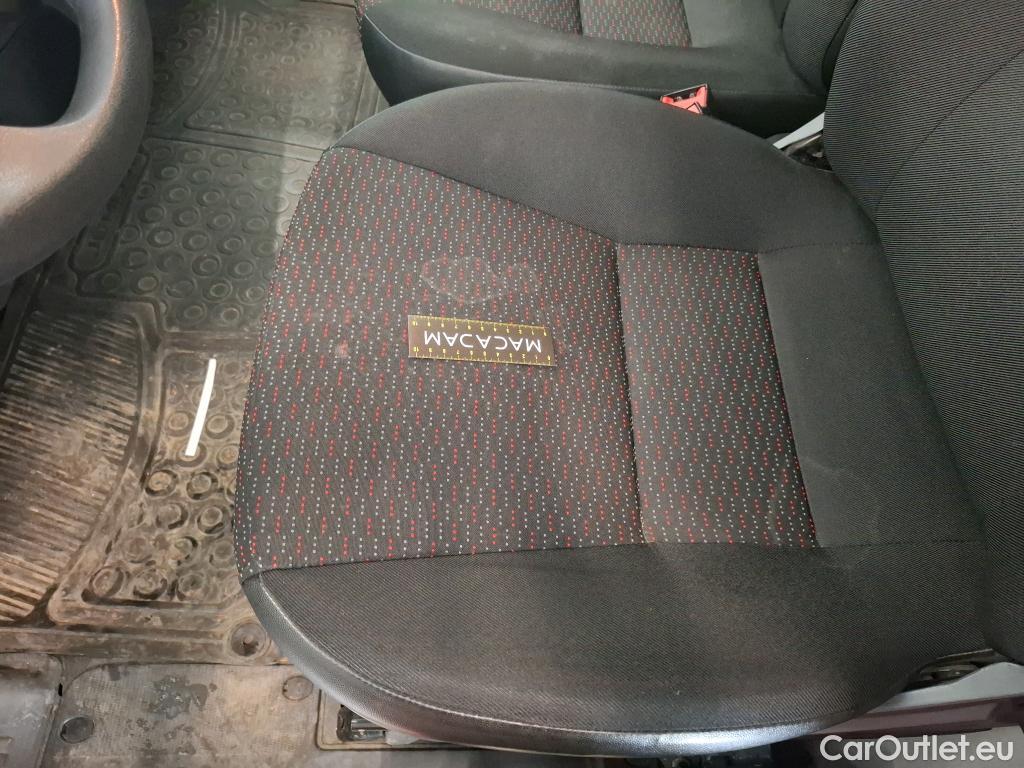  Citroen  Jumper CITROEN  2014 4P Fourgon tôlé 30 L1H1 BlueHDi 120 BVM6 Driver #31